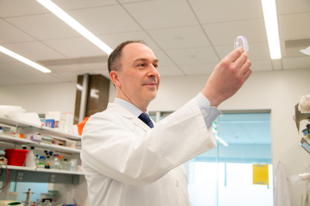 Dr. Aaron Goodarzi in the Transdisciplinary Cancer Research Hub (Photo Credit: Glynnis Mutch, University of Calgary)