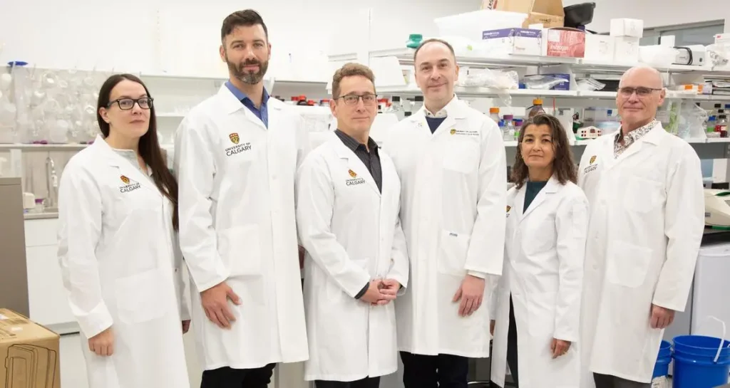 From left: Kerri Miller, Dustin Pearson, Michael Wieser, Aaron Goodarzi, Emi Bossio, Tim Monds. (Photo Credit: Colleen De Neve)